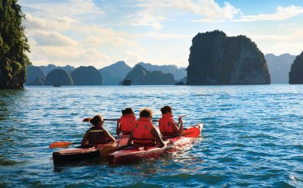 Kayaking alla baia di Lan Ha