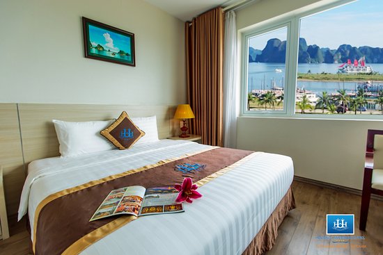 Ha Long Harbour Hotel