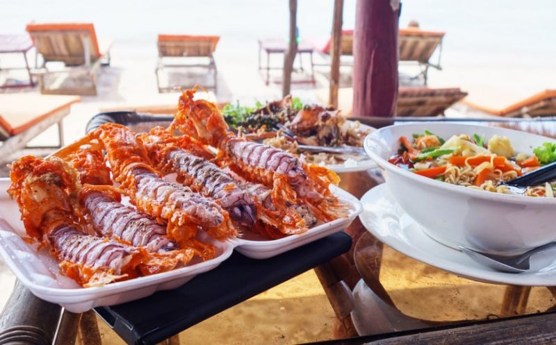 TOUR CAMBOGIA: CROCIERA E MARE