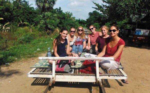 VIAGGIO CAMBOGIA PER FAMIGLIA