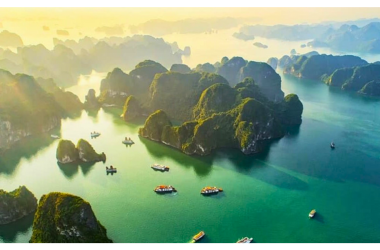 Baia di Ha Long 